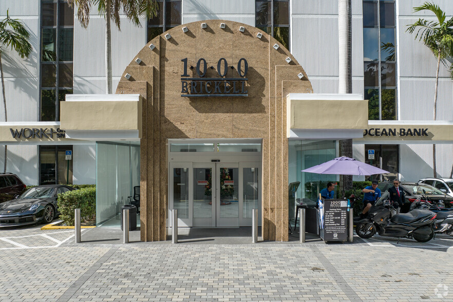 1000 Brickell Ave, Miami, FL for sale - Building Photo - Image 2 of 4