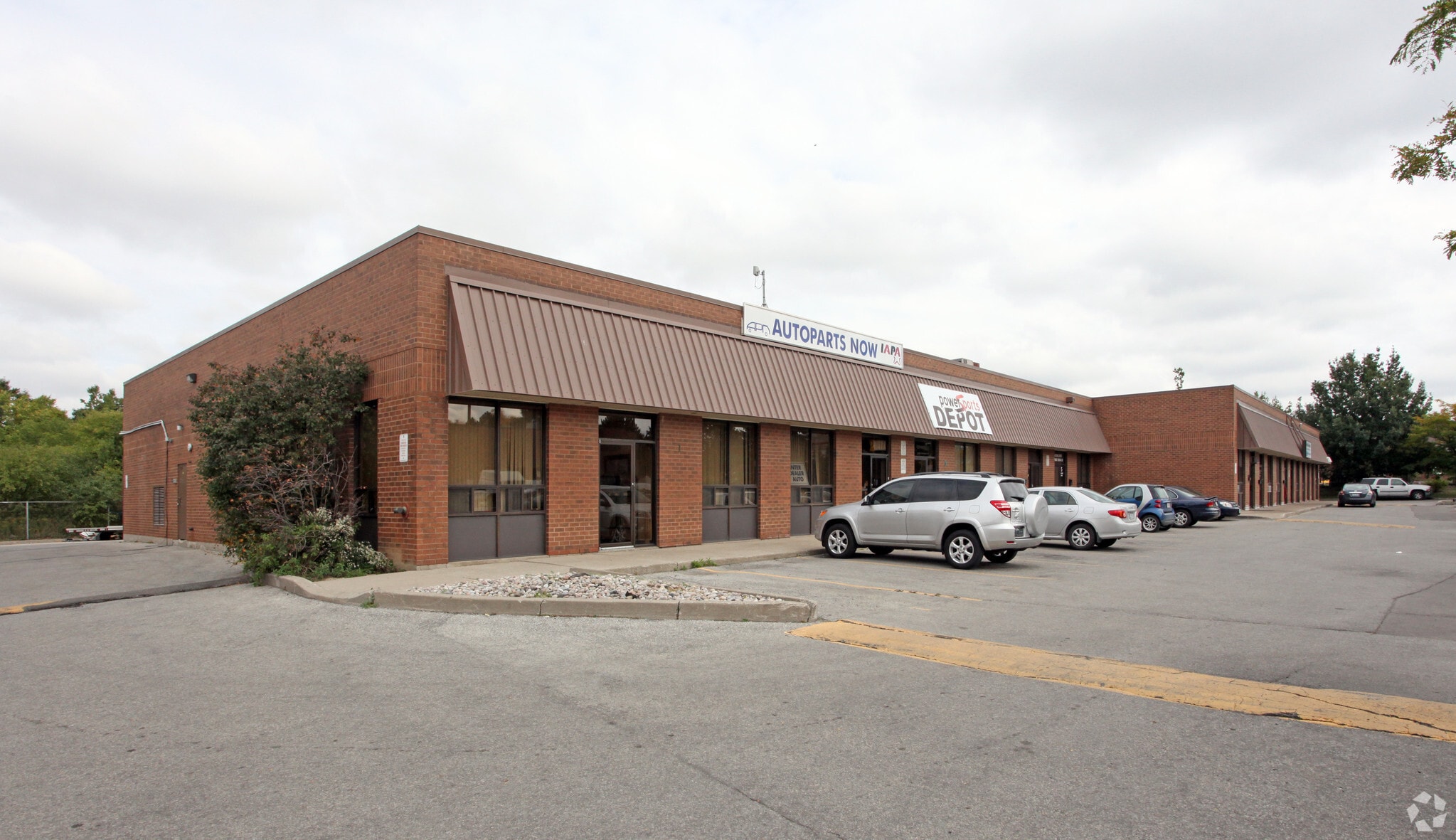 1540 Lodestar Rd, Toronto, ON for sale Primary Photo- Image 1 of 1