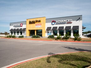 2020 N Bell Blvd, Cedar Park, TX for lease Interior Photo- Image 2 of 13
