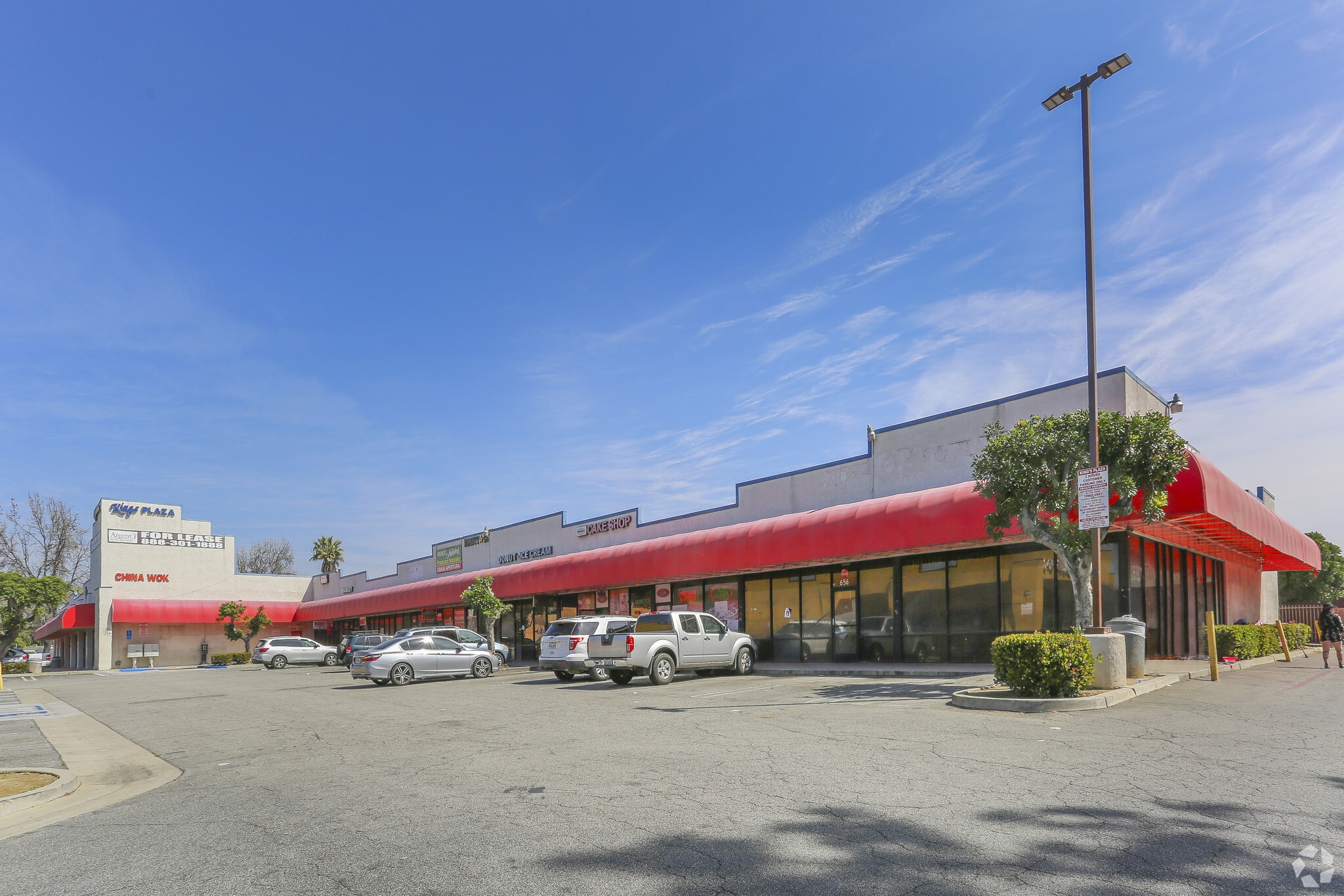 Kings Plaza portfolio of 4 properties for sale on LoopNet.com Building Photo- Image 1 of 5
