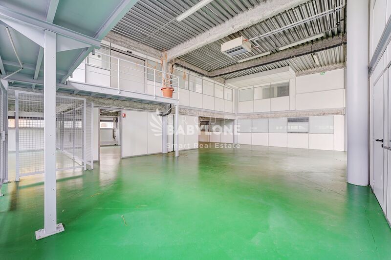 9 Rue Du Haras, Nanterre for lease - Interior Photo - Image 3 of 20