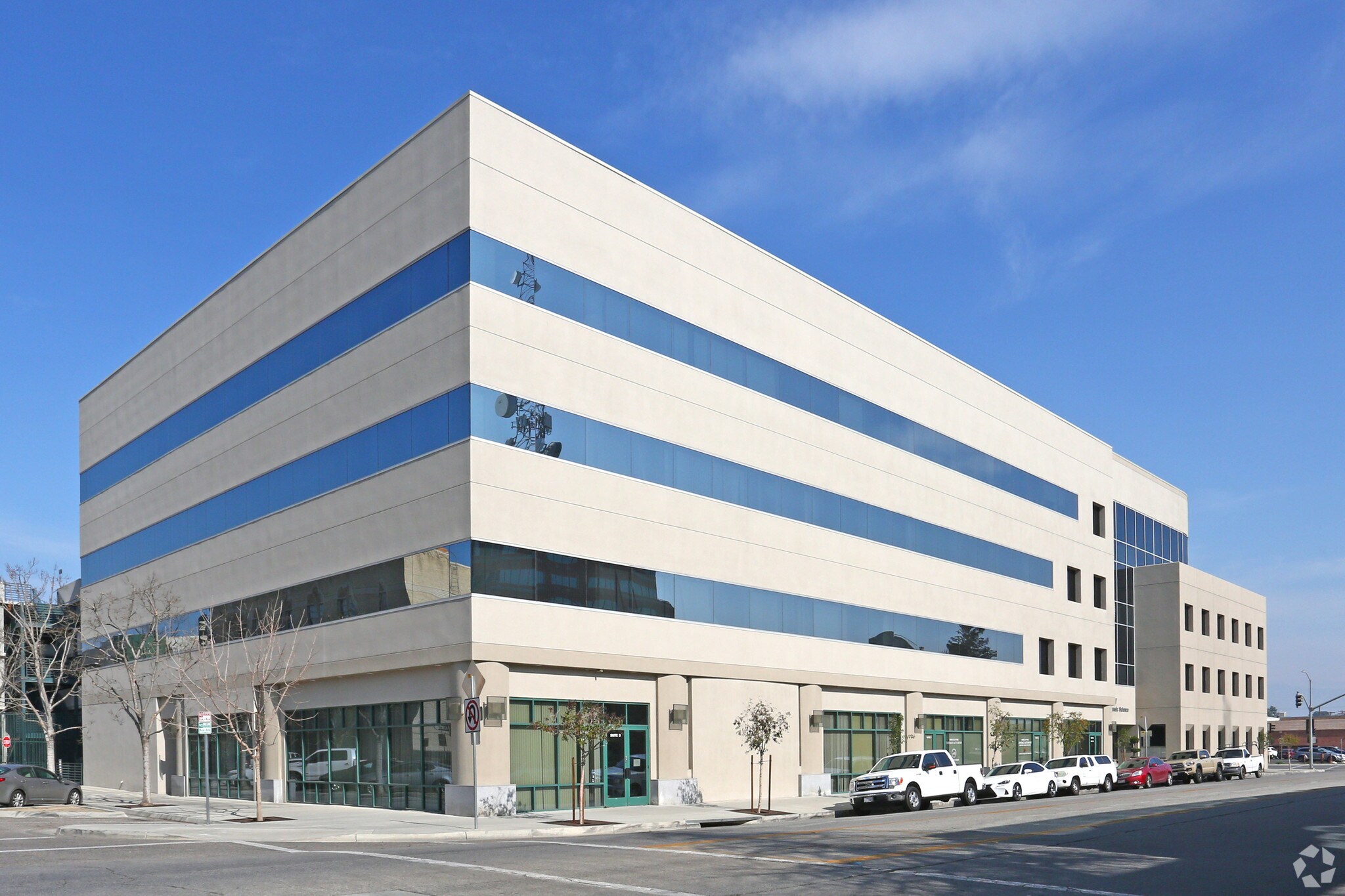 1300 18th St, Bakersfield, CA for sale Building Photo- Image 1 of 1