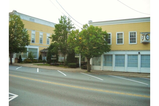 4912 Main St, Manchester Center, VT for sale - Primary Photo - Image 1 of 1