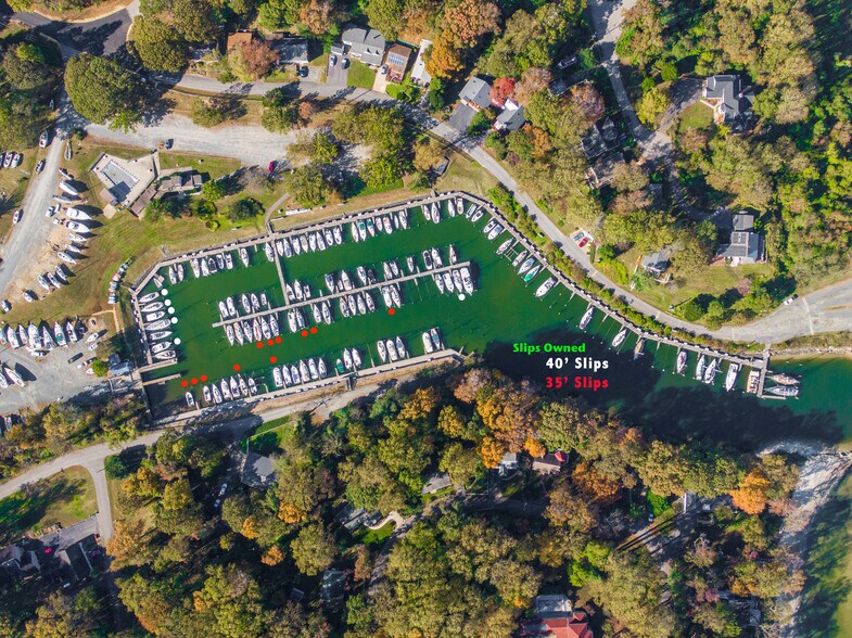 1565 Flag Harbor Blvd, Saint Leonard, MD 20685