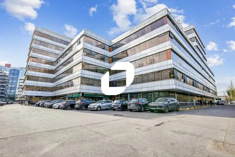 Office in Cergy for lease - Building Photo - Image 1 of 15