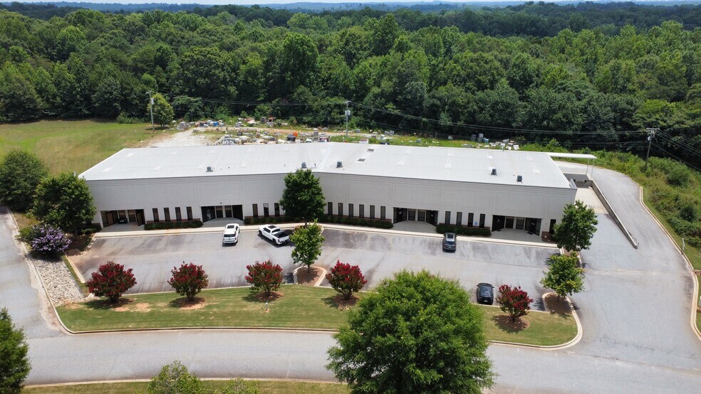 119 Ian Ct, Spartanburg, SC for lease - Building Photo - Image 3 of 12