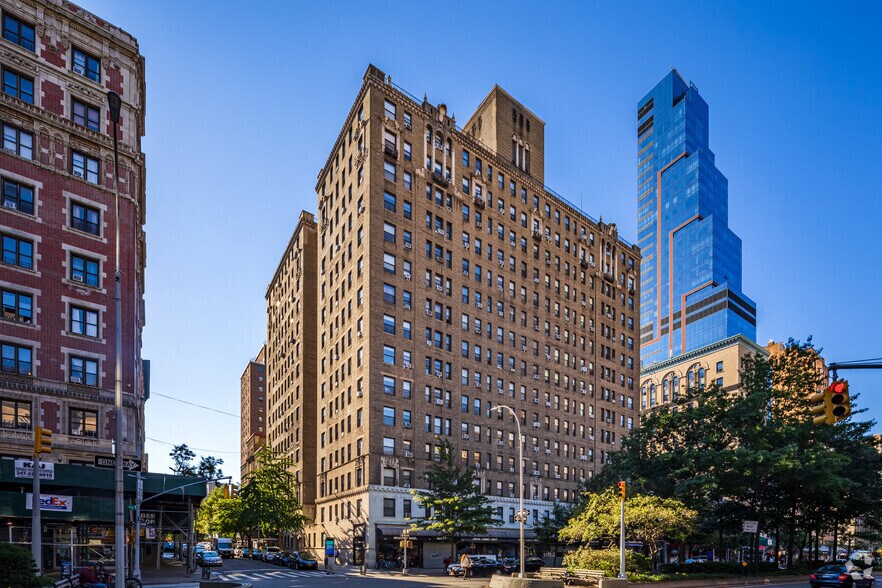 2644-2658 Broadway, New York, NY for sale - Primary Photo - Image 1 of 1
