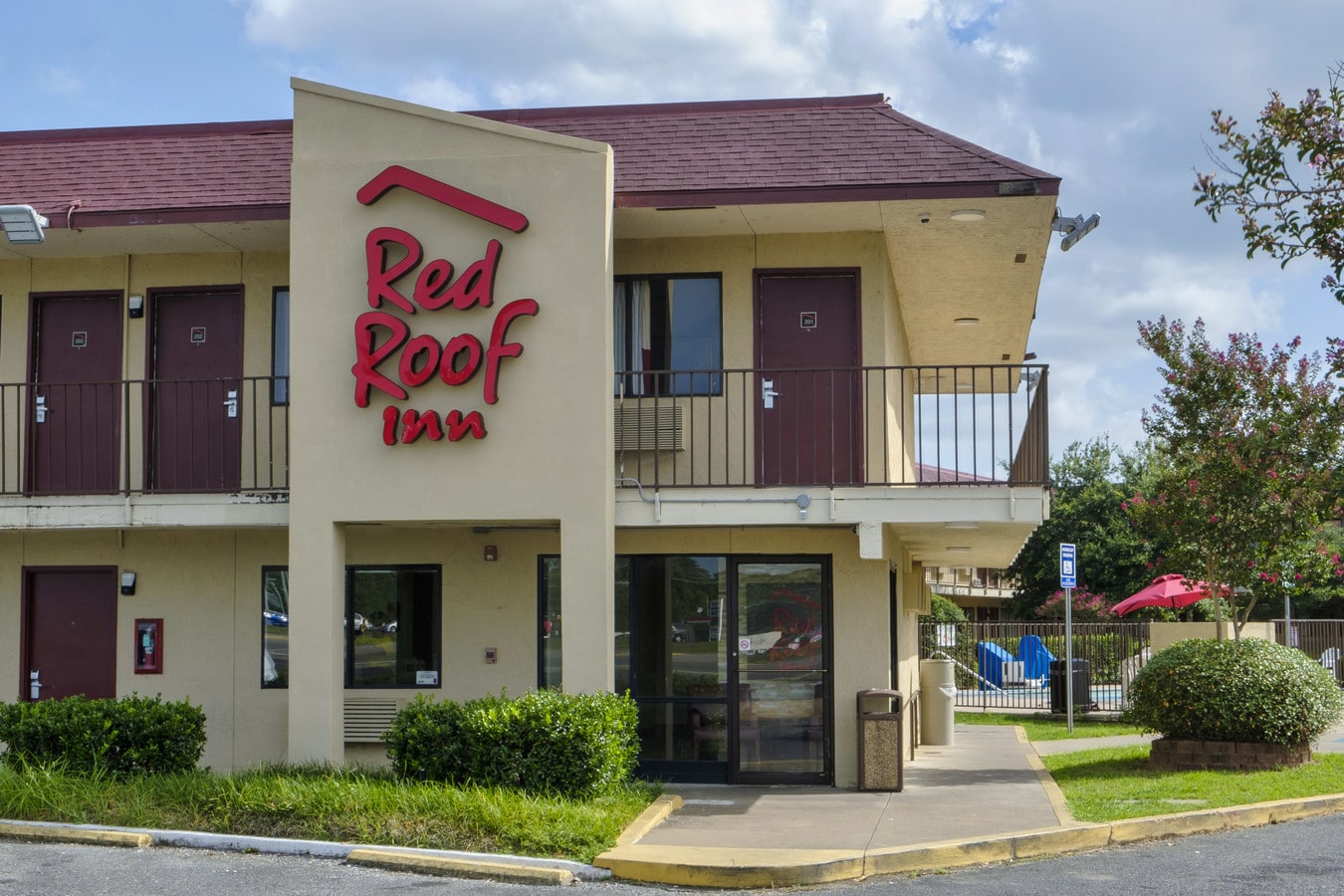 546 MacArthur Dr, Alexandria, LA 71303