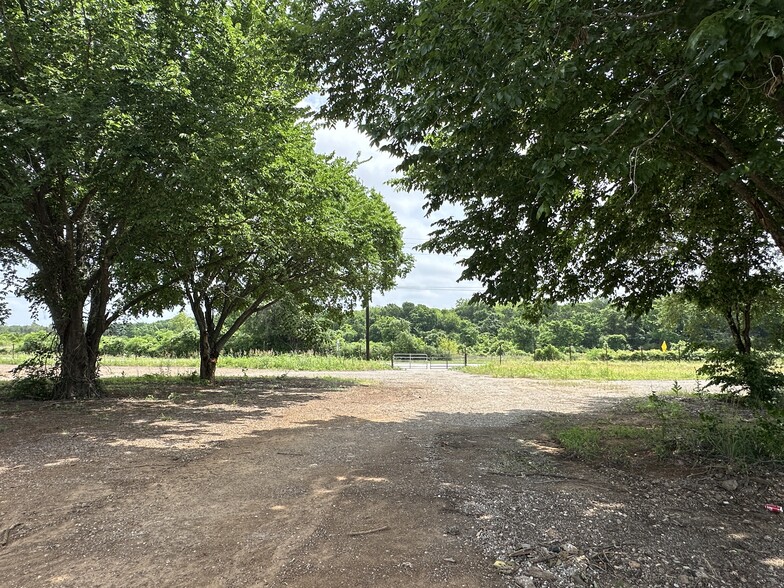 1908 N State Highway 95, Bastrop, TX for sale - Building Photo - Image 2 of 33