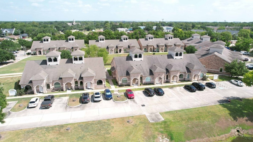 140 Eldridge Rd, Sugar Land, TX for lease Building Photo- Image 1 of 28