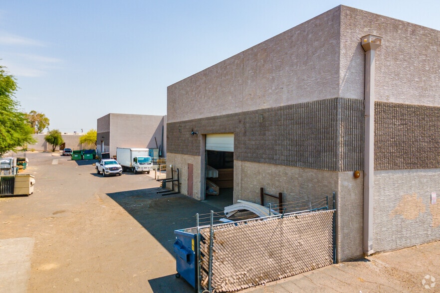 3648-3654 W Osborn Rd, Phoenix, AZ for lease - Building Photo - Image 3 of 5