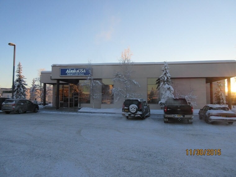 1261 Airport Way, Fairbanks, AK for sale - Primary Photo - Image 1 of 1