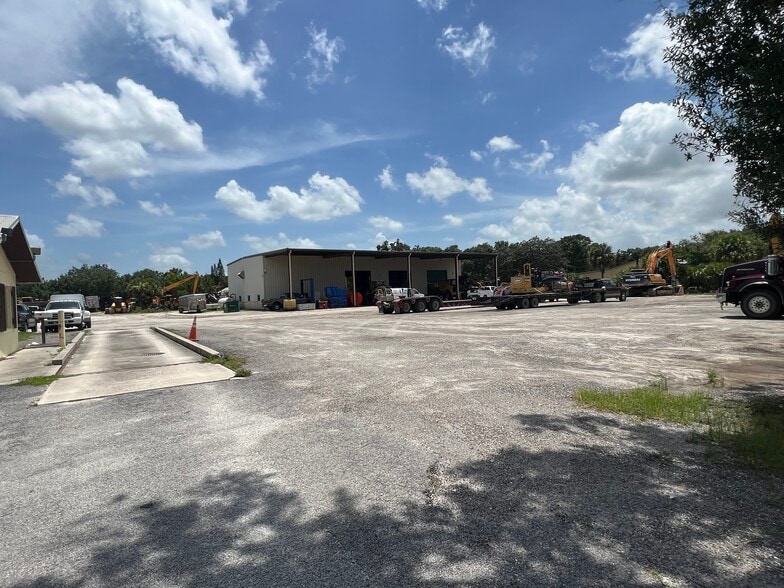 15701 Orange Ave, Fort Pierce, FL for sale - Building Photo - Image 1 of 1