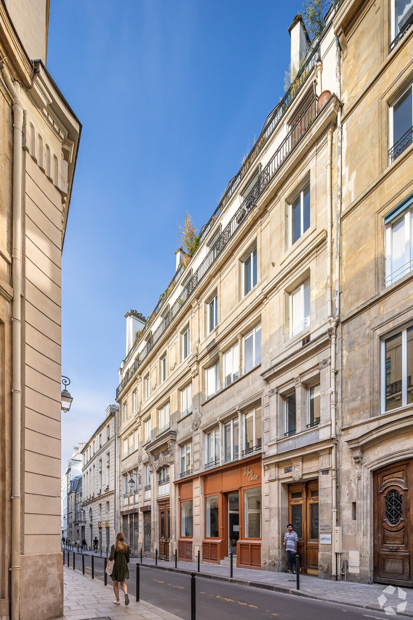37-37B Rue Du Sentier, Paris for lease Primary Photo- Image 1 of 7
