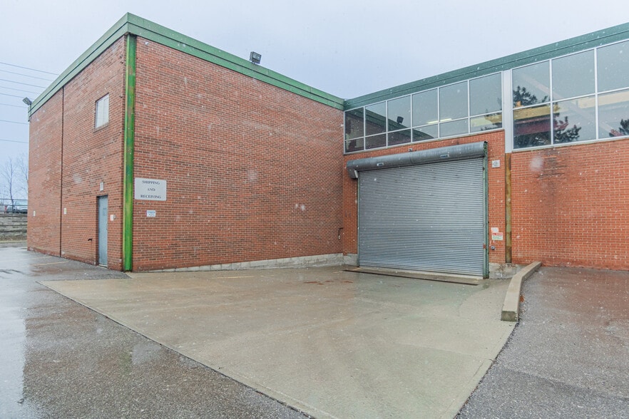 2185 N Sheridan Way, Mississauga, ON for sale - Building Photo - Image 1 of 1