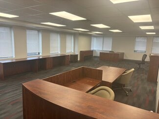 More details for 29 Noblestown Rd, Carnegie, PA - Office for Lease