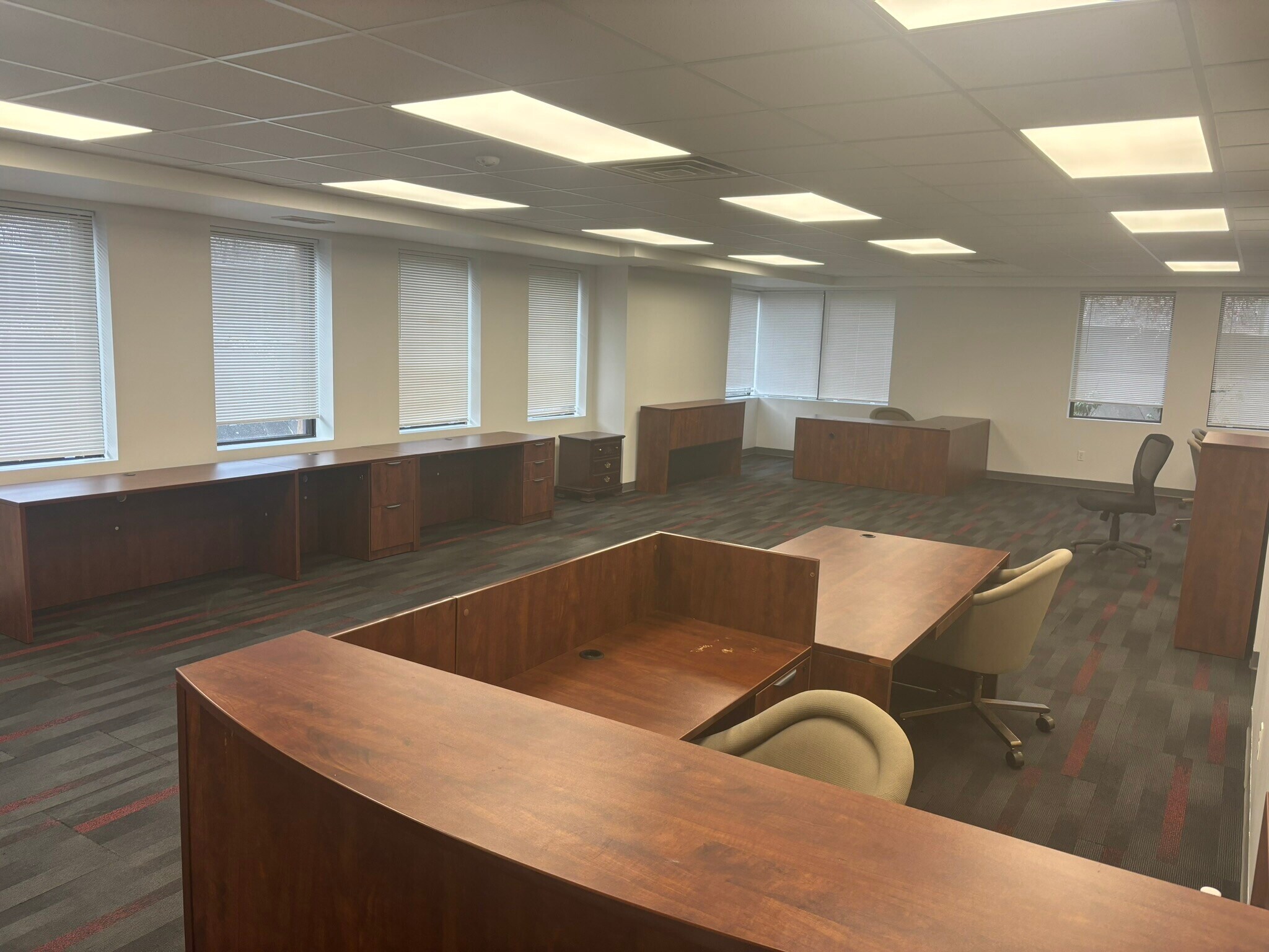 29 Noblestown Rd, Carnegie, PA for lease Building Photo- Image 1 of 24