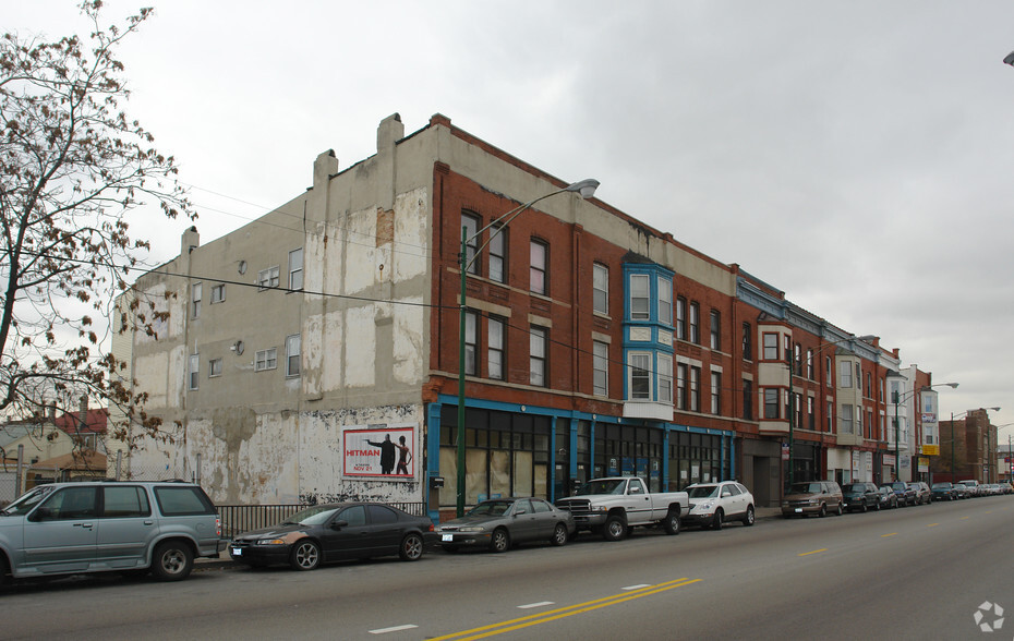 1819-1835 W Cermak Rd, Chicago, IL for sale - Building Photo - Image 1 of 1