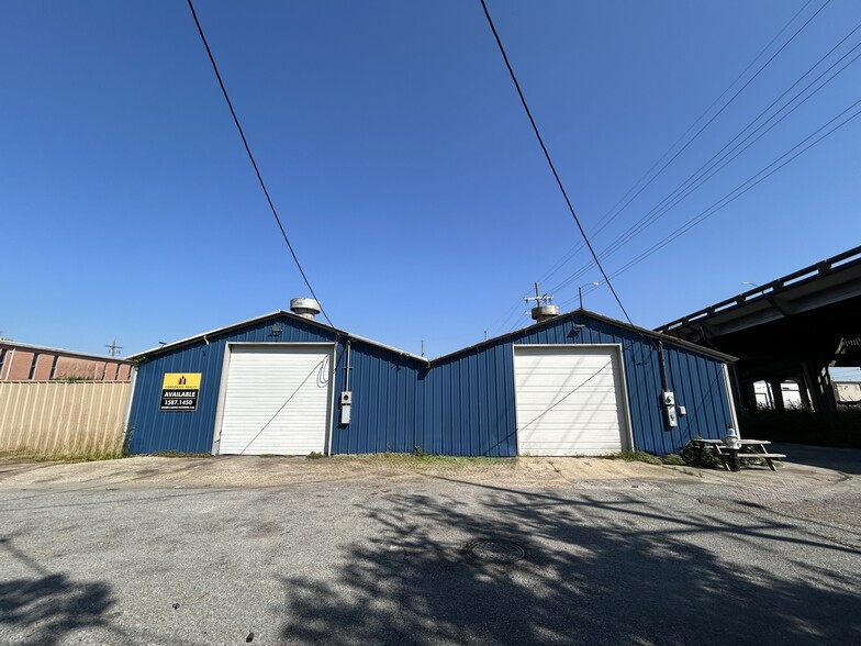 2557 Constitution Pl, New Orleans, LA for lease - Building Photo - Image 1 of 2