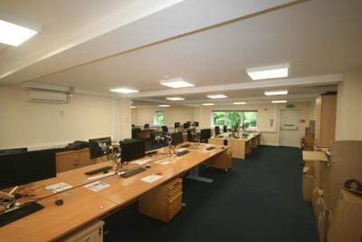 Parkers Clos, Salisbury for lease - Building Photo - Image 2 of 6