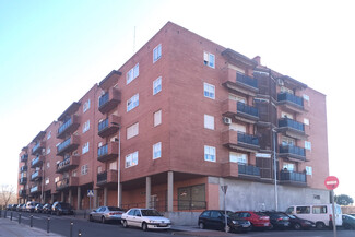 More details for Calle De Antonio Buero Vallejo, 25, Guadalajara - Multifamily for Sale