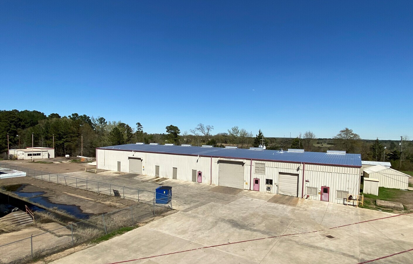 216 Industrial Dr, Longview, TX 75602