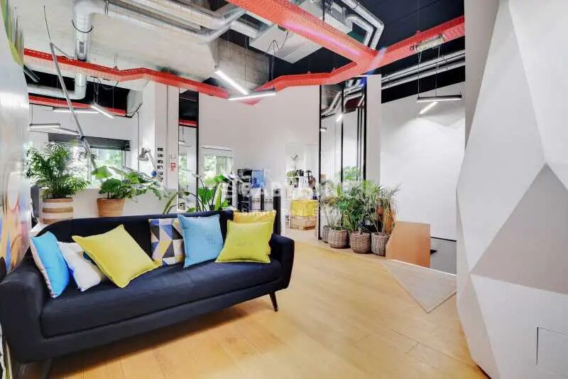 Avenue De Villiers, Paris for lease - Interior Photo - Image 3 of 12