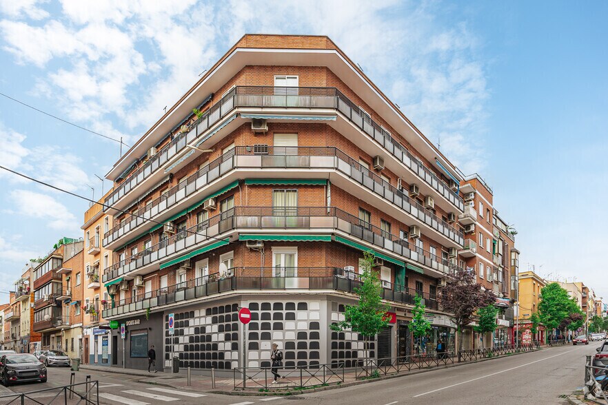 Calle Marcelo Usera, 61, Madrid, Madrid for sale - Primary Photo - Image 1 of 1