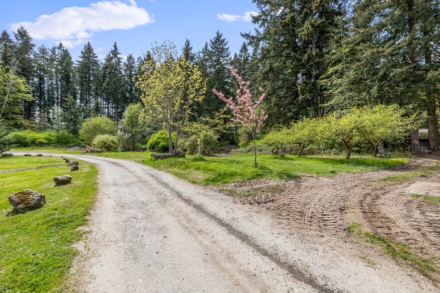 4494 SE Mile Hill Dr, Port Orchard, WA for sale - Building Photo - Image 3 of 3