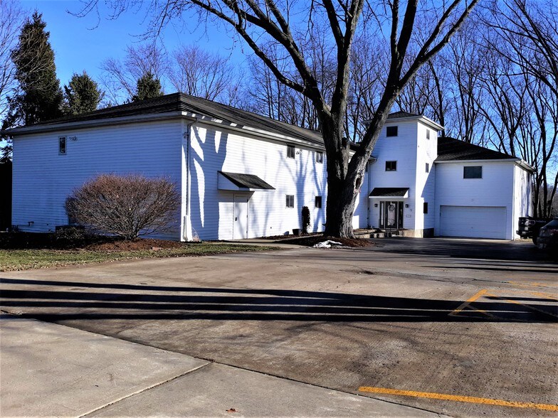 386 S Koke Mill Rd, Springfield, IL 62711