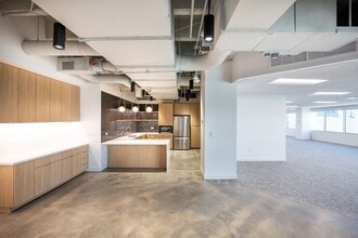 3625 N Hall St, Dallas, TX for lease Interior Photo- Image 2 of 3