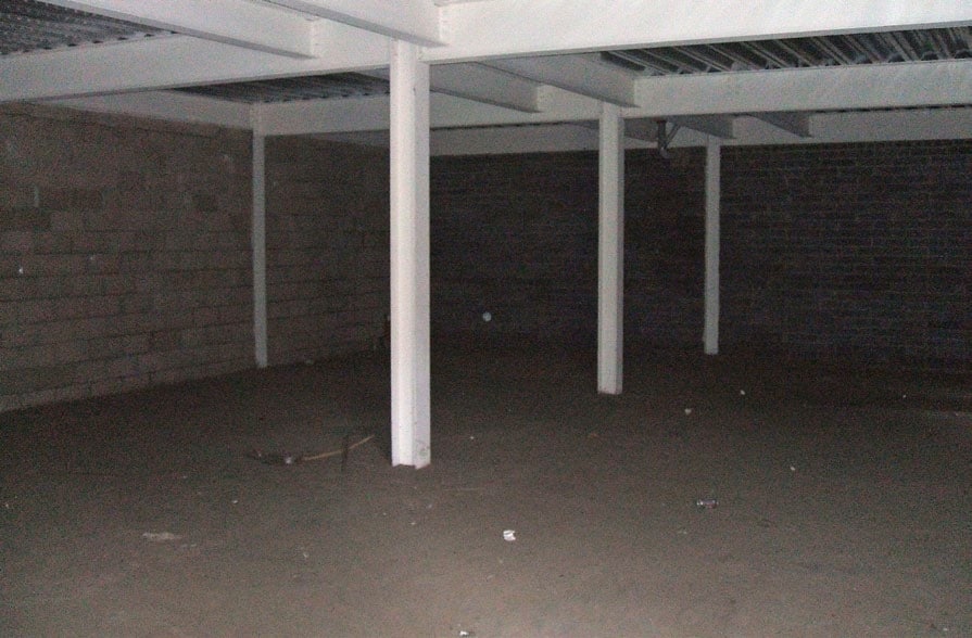 37-39 Trades Ln, Dundee, ANS DD1 3EW - Unit 37 - - Interior Photo - Image 1 of 2