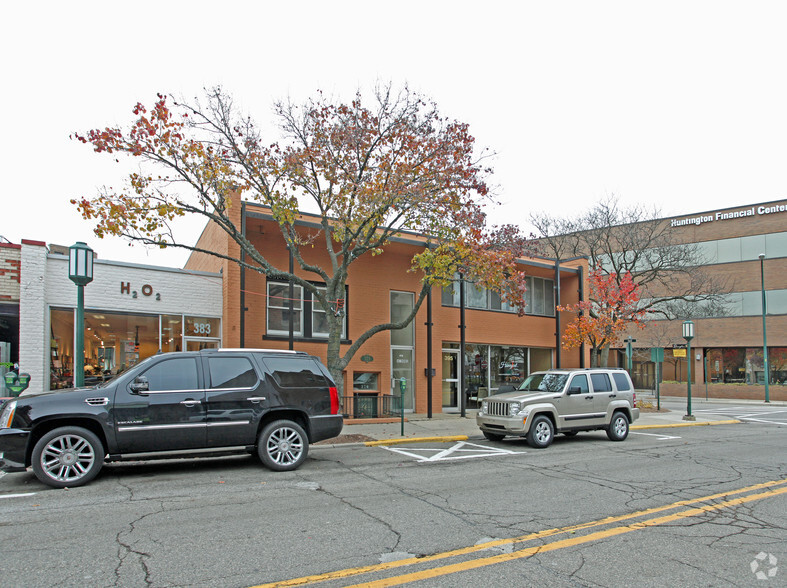 379-395 Hamilton Row, Birmingham, MI for lease - Building Photo - Image 3 of 3