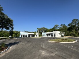 5600 U.S. Highway 1 N - Convenience Store