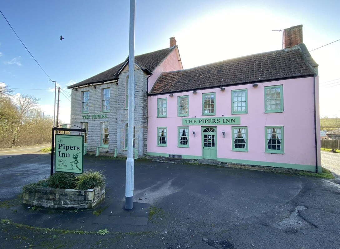 70 Bath Rd, Ashcott for sale Primary Photo- Image 1 of 1