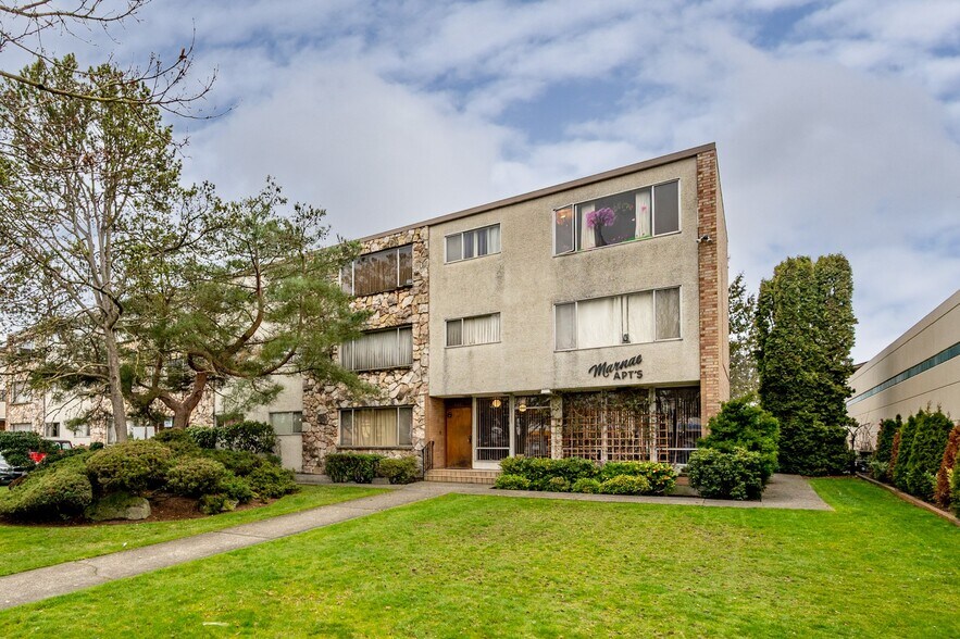 6533 California Ave SW, Seattle, WA 98136