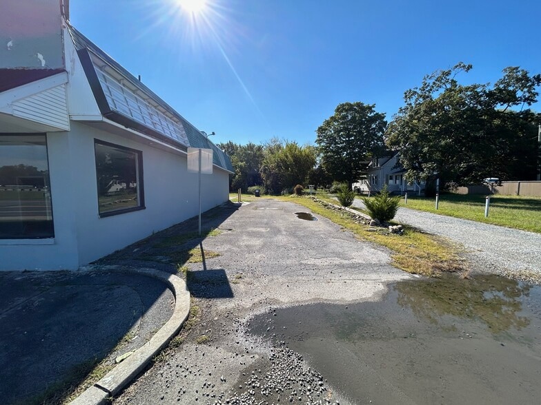 7821 Old Beach Rd, Frederica, DE for sale - Building Photo - Image 3 of 6