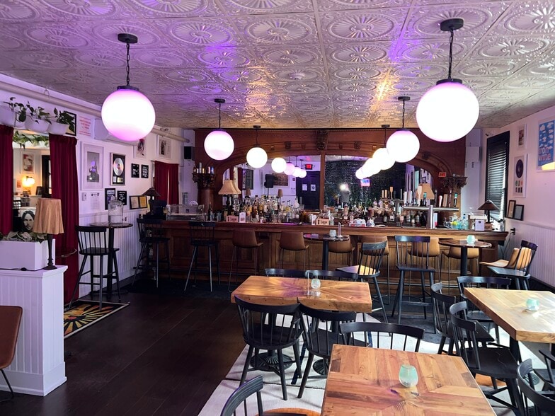 28 Market St, Warren, RI for sale - Building Photo - Image 2 of 84