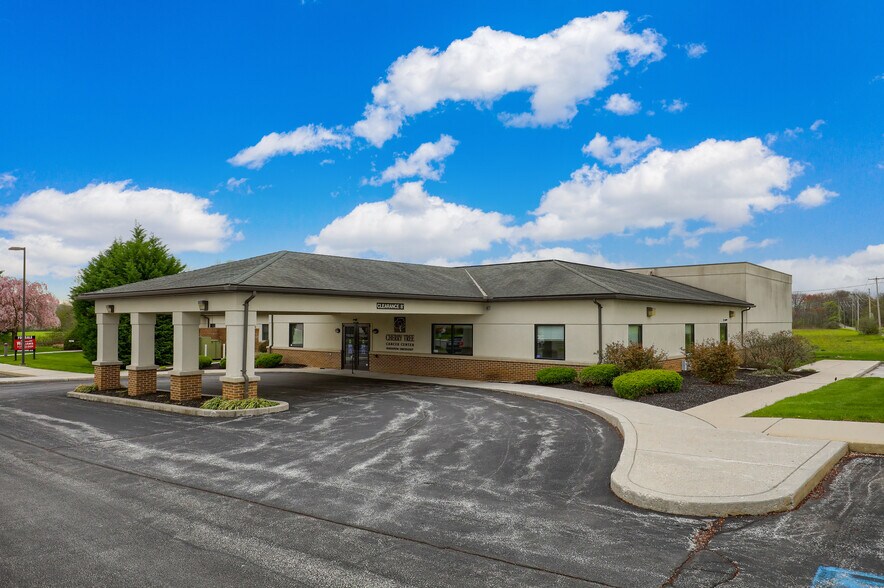 773 Cherry Tree Ct, Hanover, PA 17331