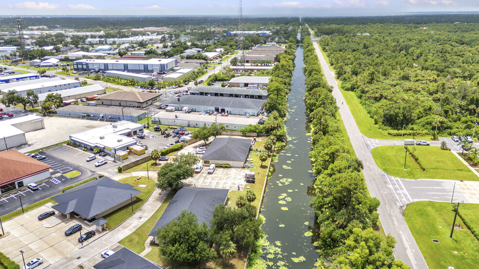 983 Tamiami Trl, Port Charlotte, FL for lease - Building Photo - Image 3 of 10