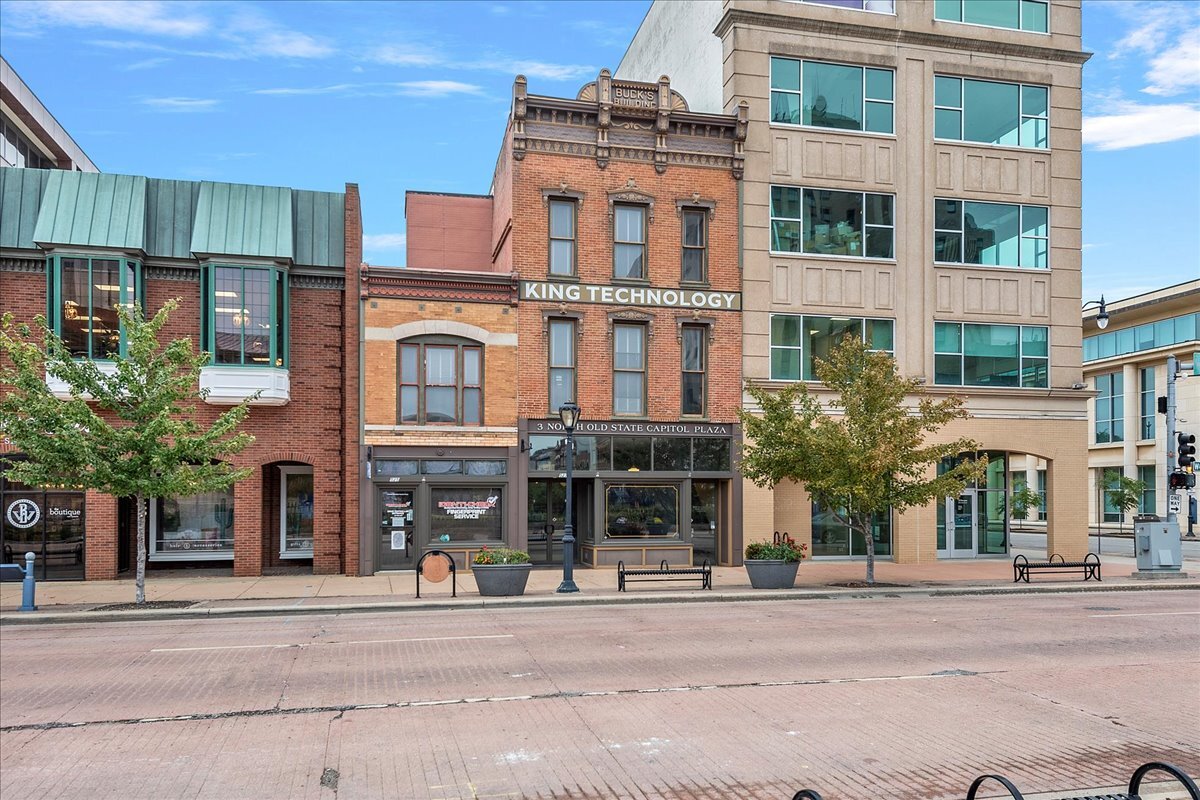3 N Old State Capitol Plz, Springfield, IL for lease Building Photo- Image 1 of 14