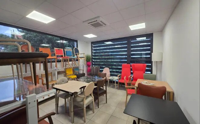 Office in La Seyne-sur-Mer for sale - Building Photo - Image 3 of 8