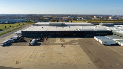 5200 E Cork St, Kalamazoo, MI for lease Interior Photo- Image 2 of 13