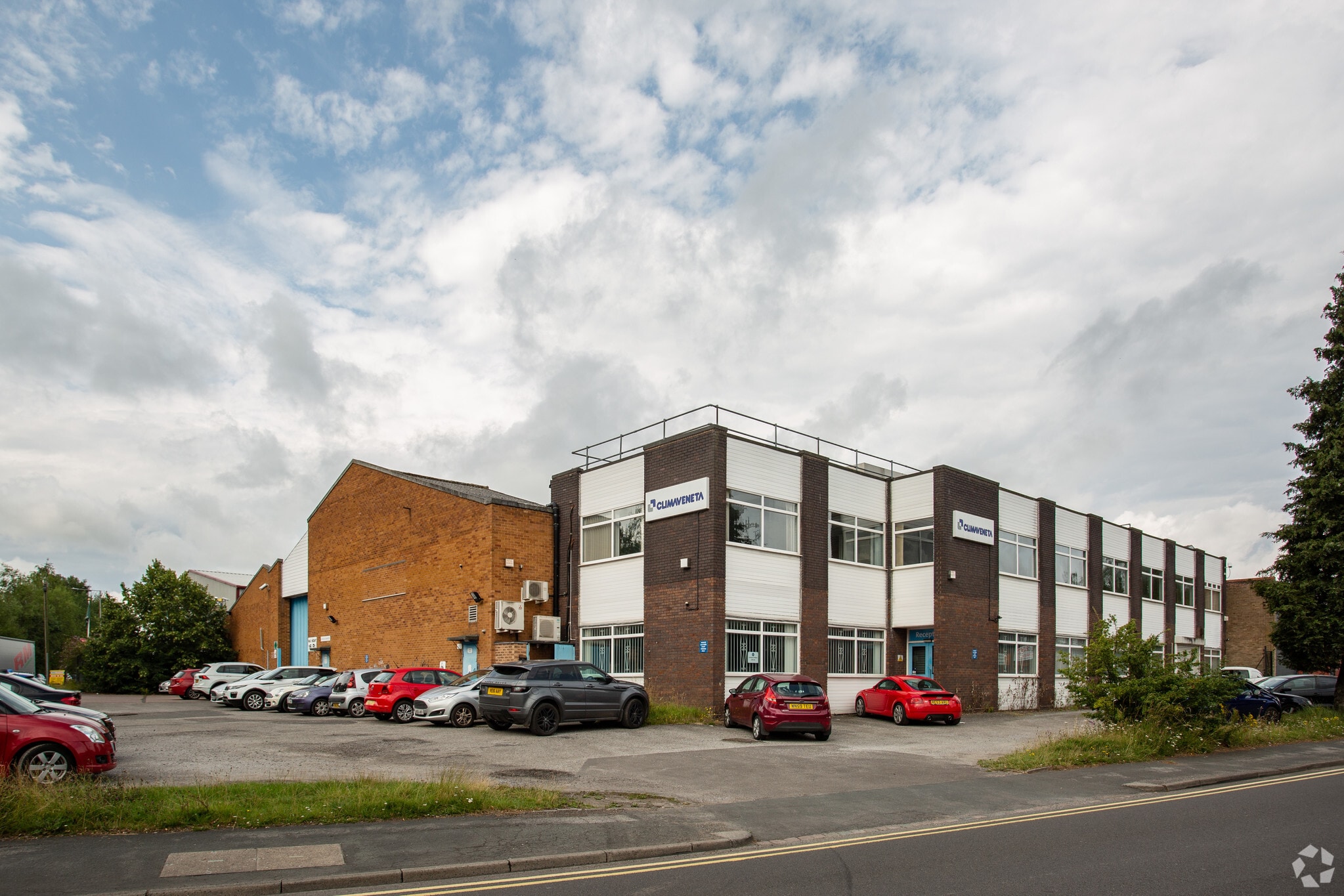 16 Highlands Rd, Solihull for sale Primary Photo- Image 1 of 1