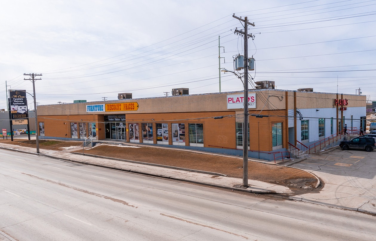 1170 St James St, Winnipeg, MB for lease Building Photo- Image 1 of 6
