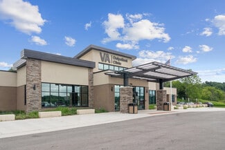 More details for 1106 Military Blvd, Decorah, IA - Office for Sale