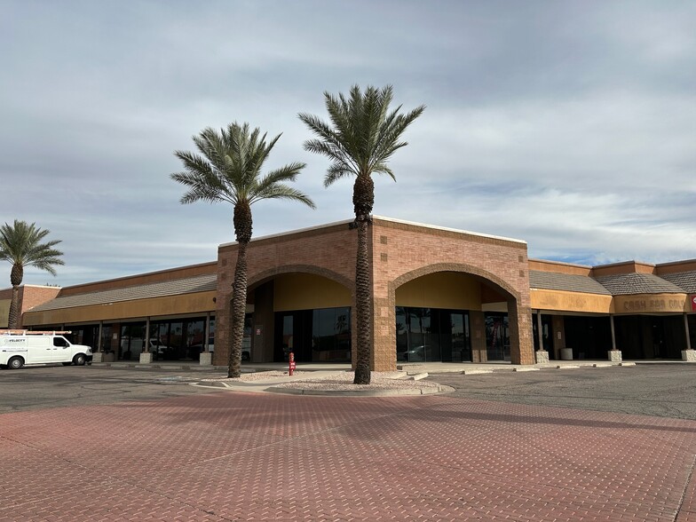 2055 N Alma School Rd, Chandler, AZ for lease - Building Photo - Image 1 of 11