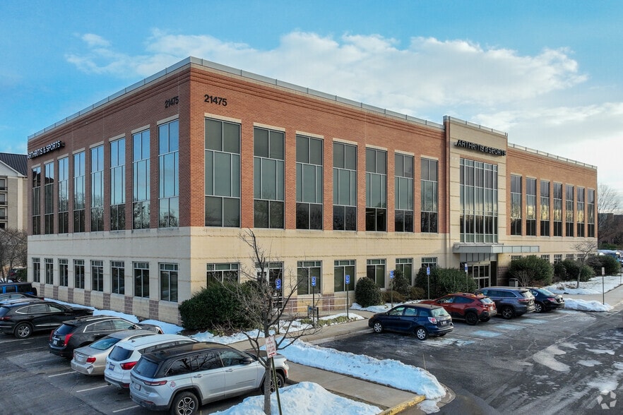 21475 Ridgetop Cir, Dulles, VA for lease - Building Photo - Image 2 of 5