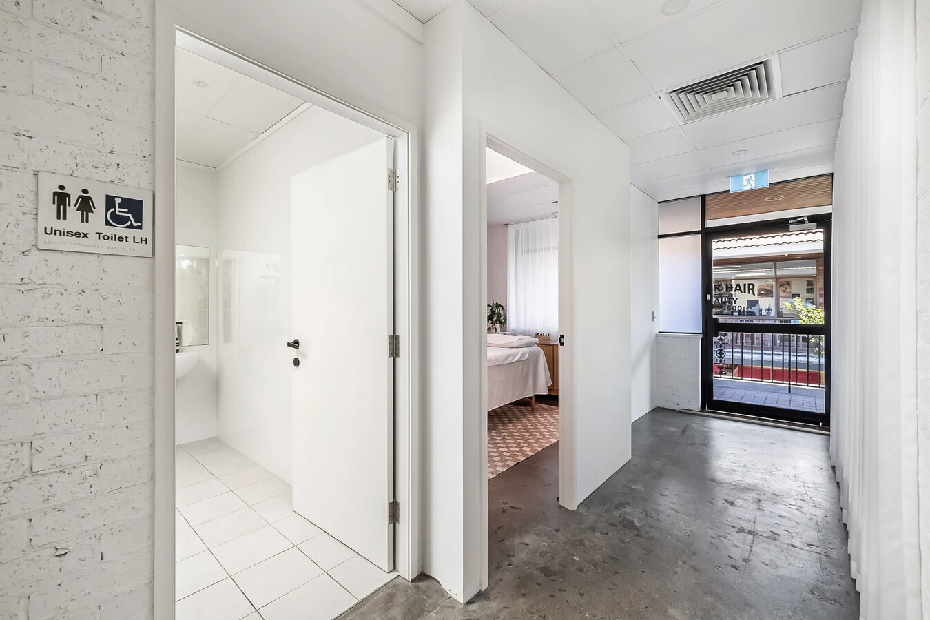 7 Bungan St, Mona Vale, NSW 2103 - Unit Shop 15 - - Interior Photo - Image 2 of 4