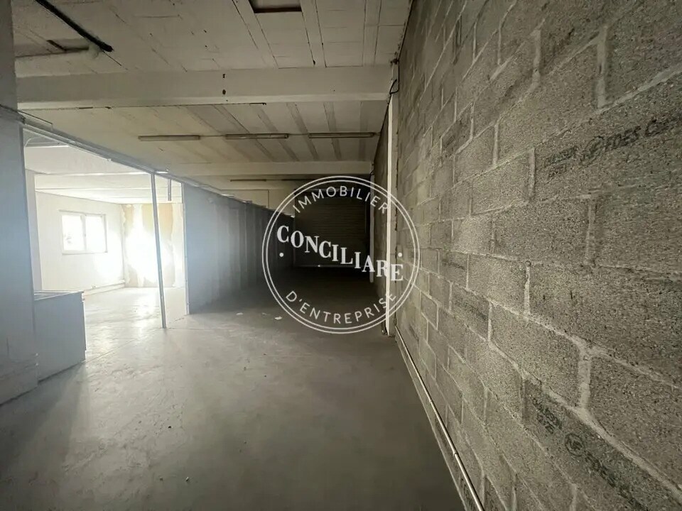 Flex in Colomiers for lease Building Photo- Image 1 of 6